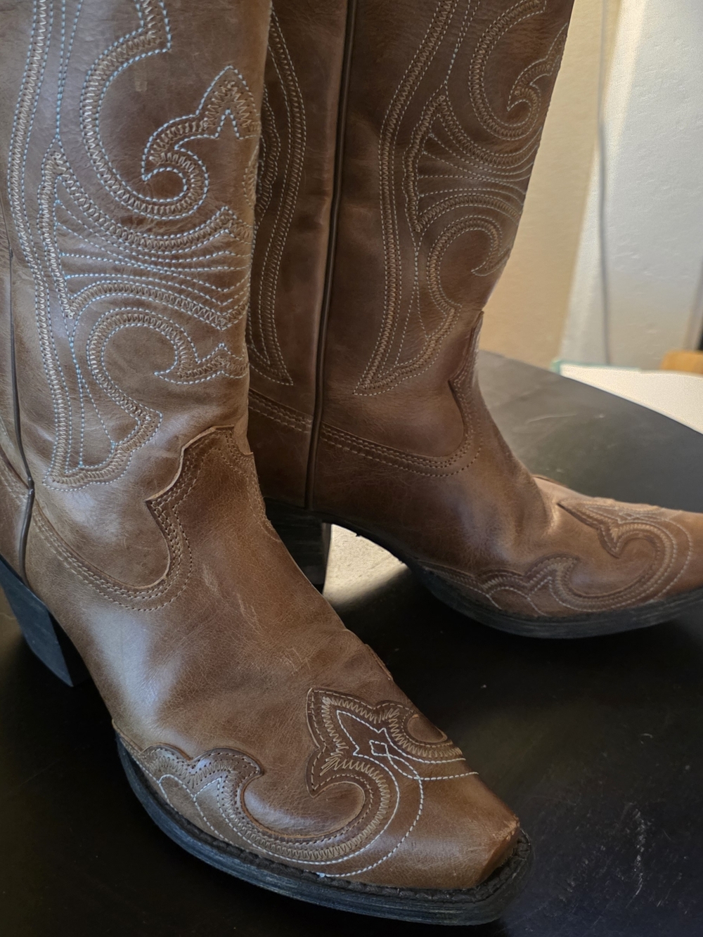 Ariat Brown Leather Lace Up Western Boots